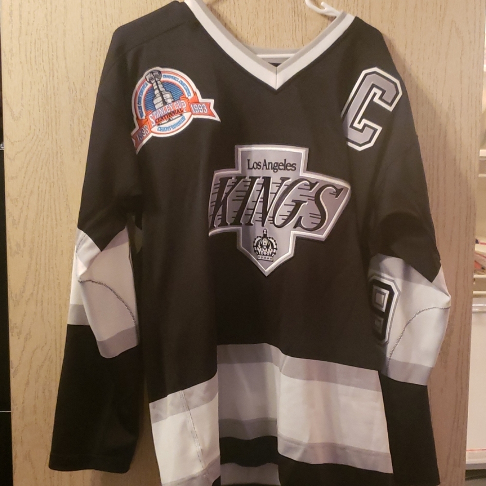 Mitchell & Ness Kings Authentic